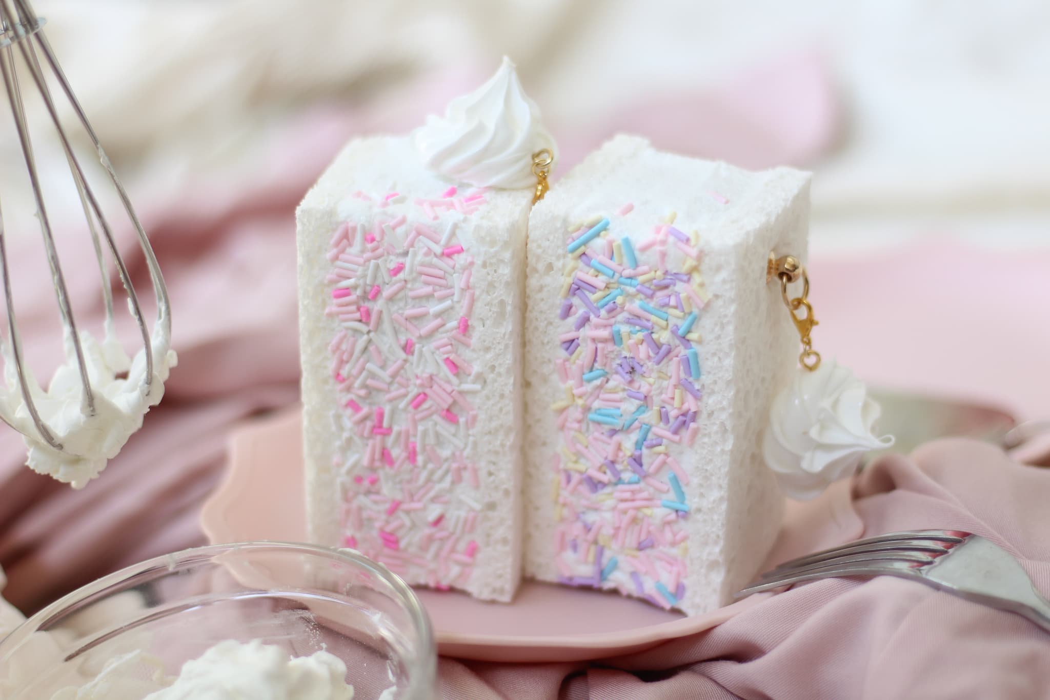特別価格　【キーリング付きポーチ＆チャーム】チョコスプレー＆生クリームサンドイッチ（ピンクミックス） | 5枚目